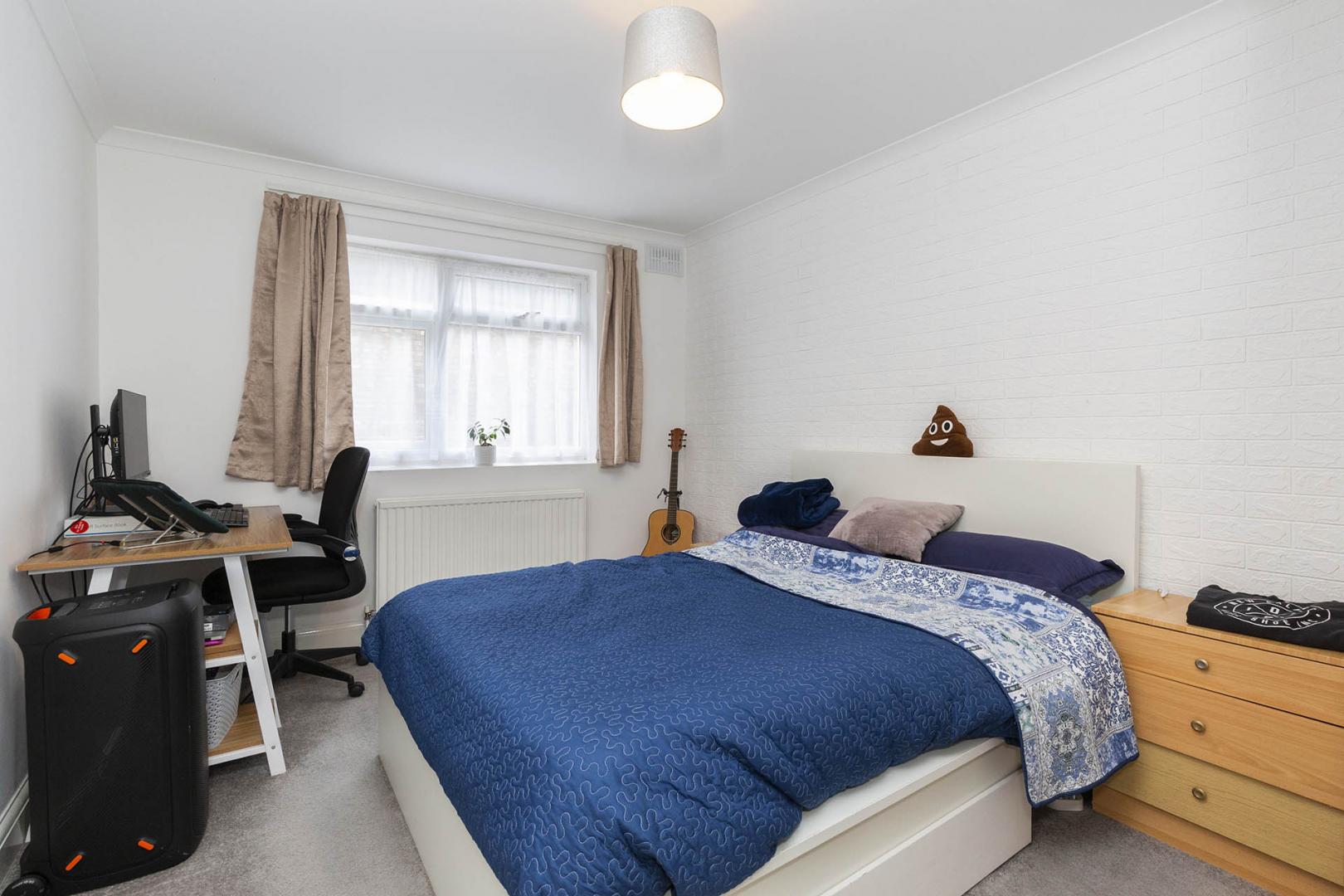 			1 Bedroom, 1 bath, 1 reception Apartment			 St Julians road, Kilburn